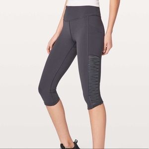 Lululemon Sharp Turns Crop *17 Blue Tied